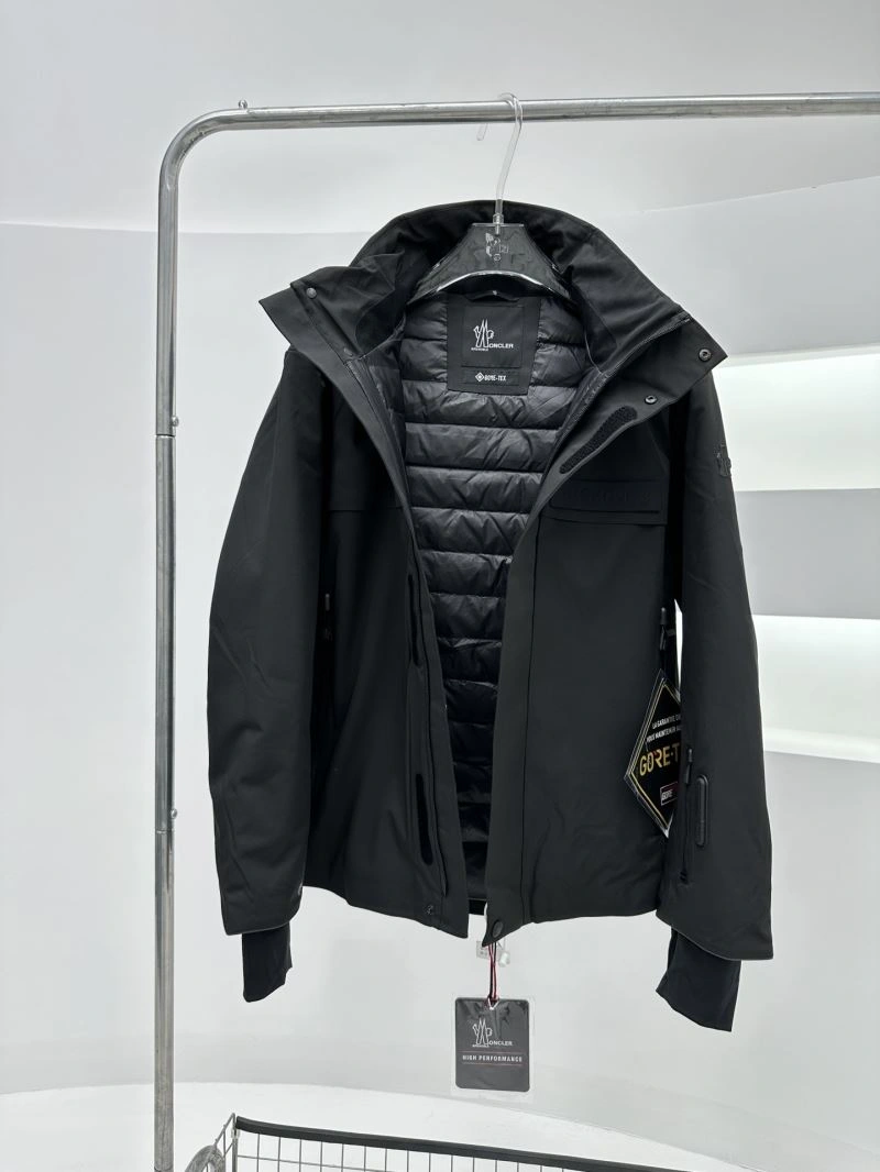 OdorResistant Moncler Down Jackets 144780