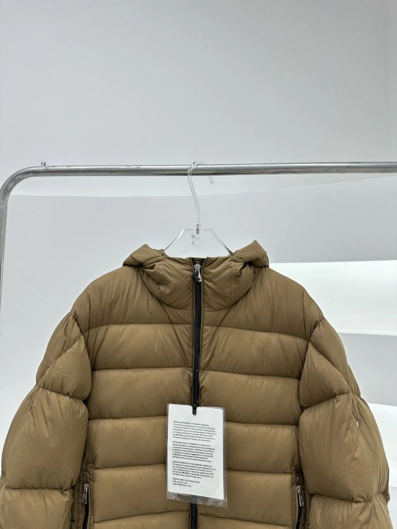 Supportive Moncler Down Jackets 144770