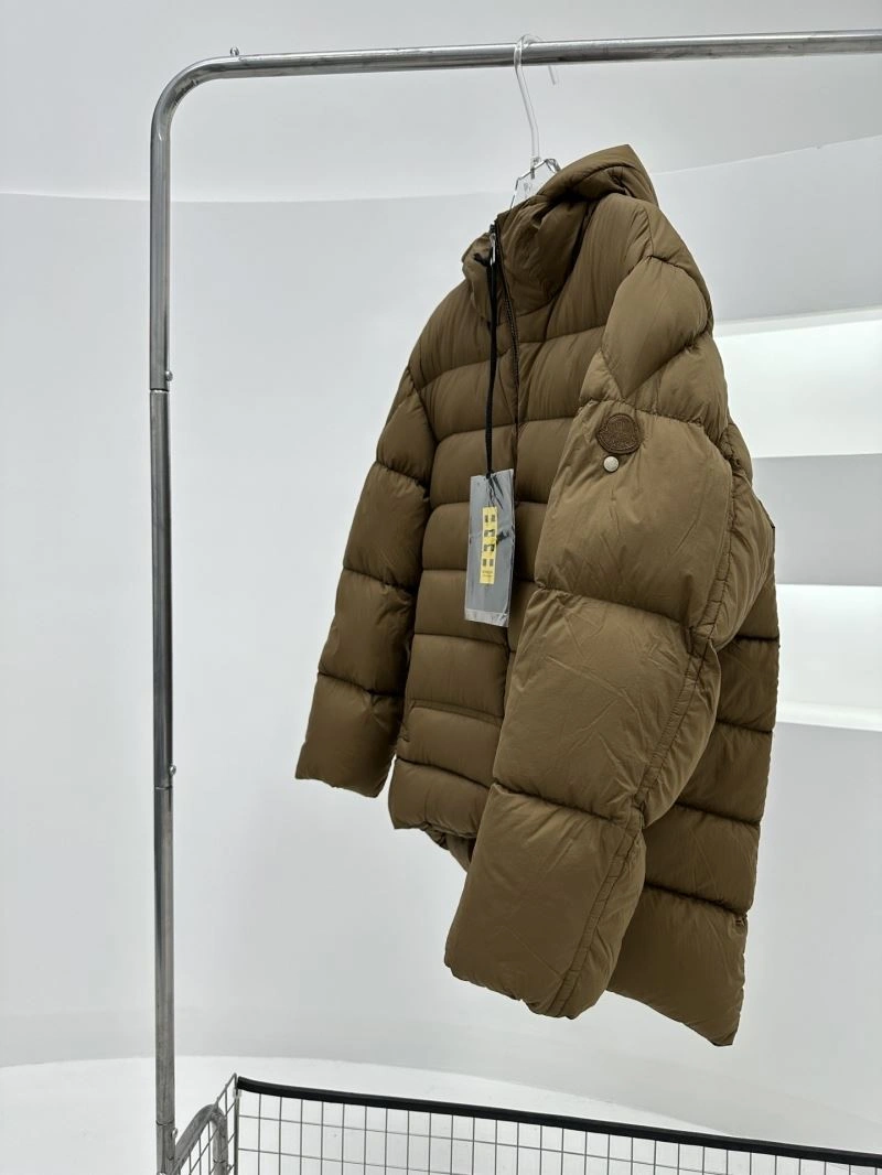 Supportive Moncler Down Jackets 144770