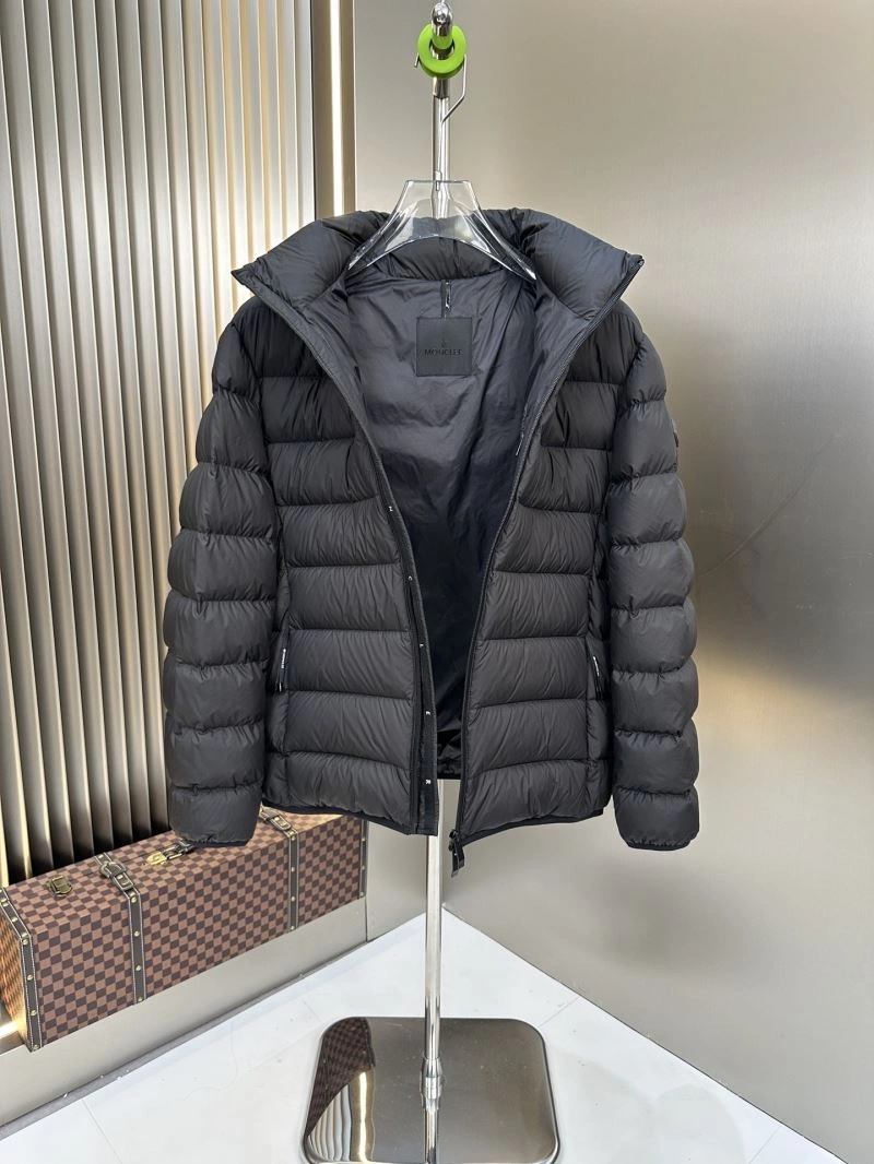Moncler Down Jackets TravelReady 144764