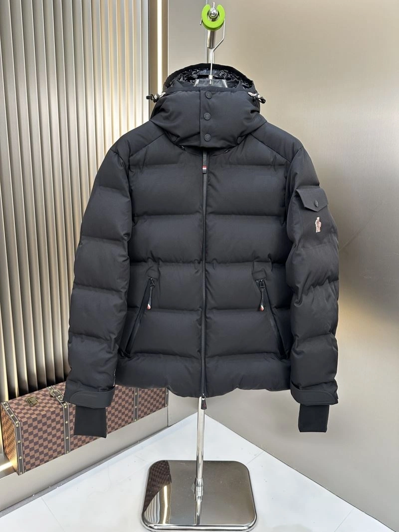 Moncler Down Jackets MultiPurpose 144762
