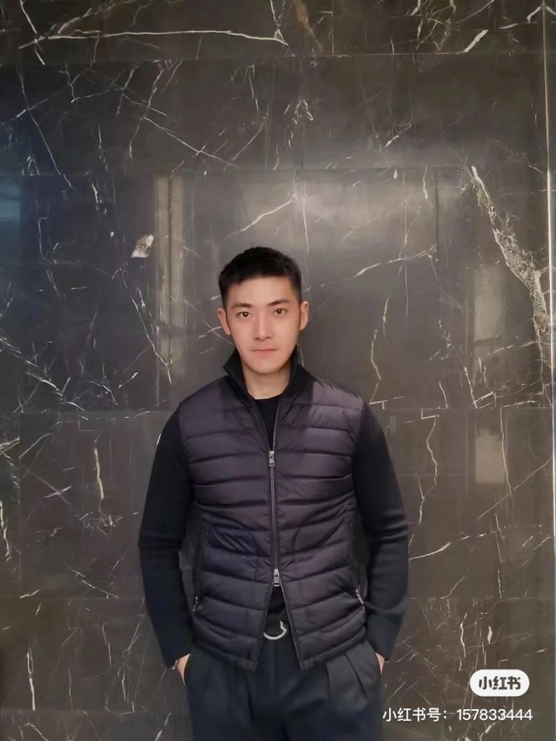 Comfortable Moncler Down Jackets 144761