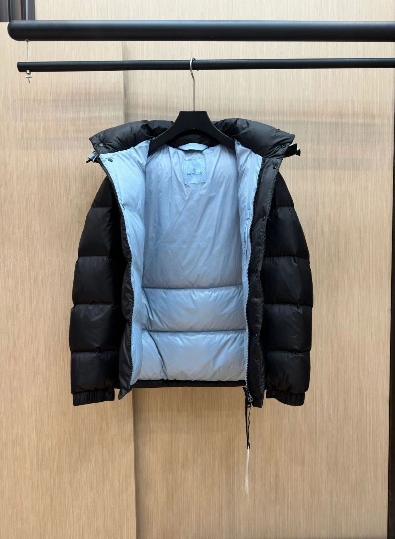 Moncler Down Jackets Fashionable 144758