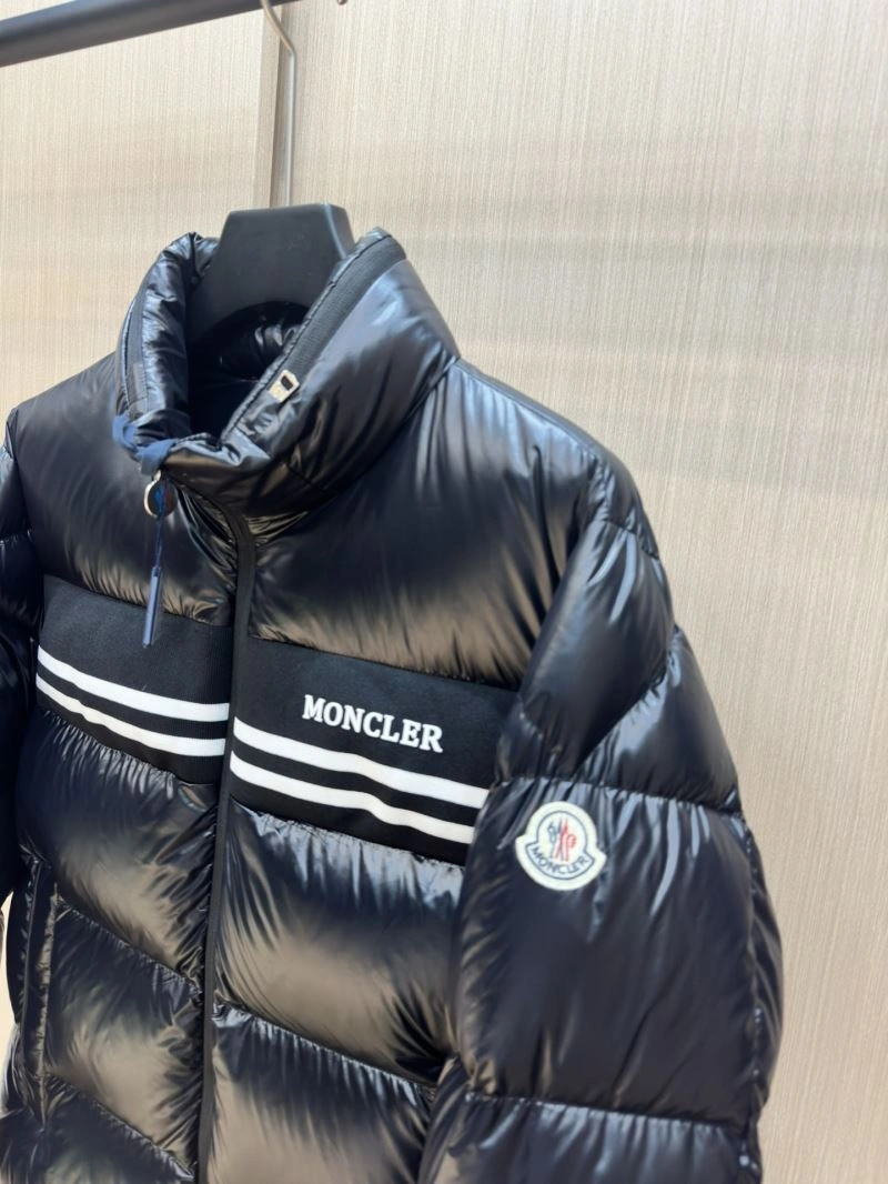 Moncler Down Jackets RelaxedFit 144759