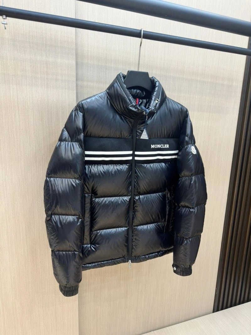 Moncler Down Jackets RelaxedFit 144759