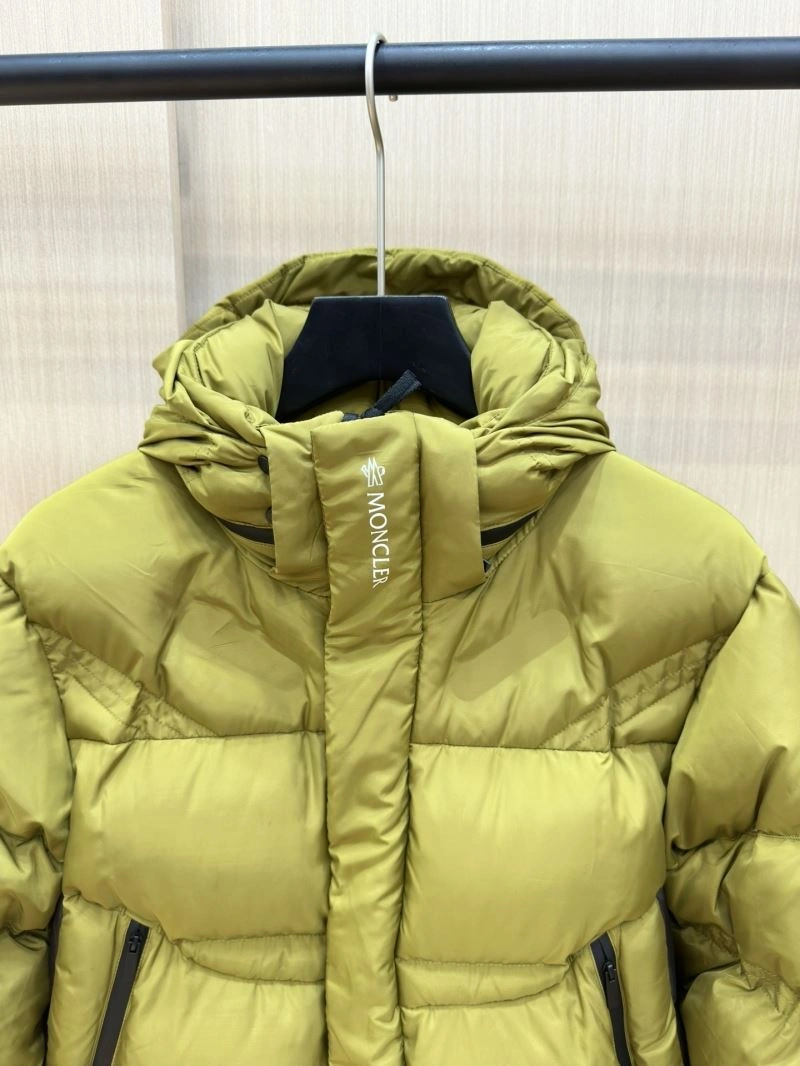 Moncler Down Jackets Elegant 144756