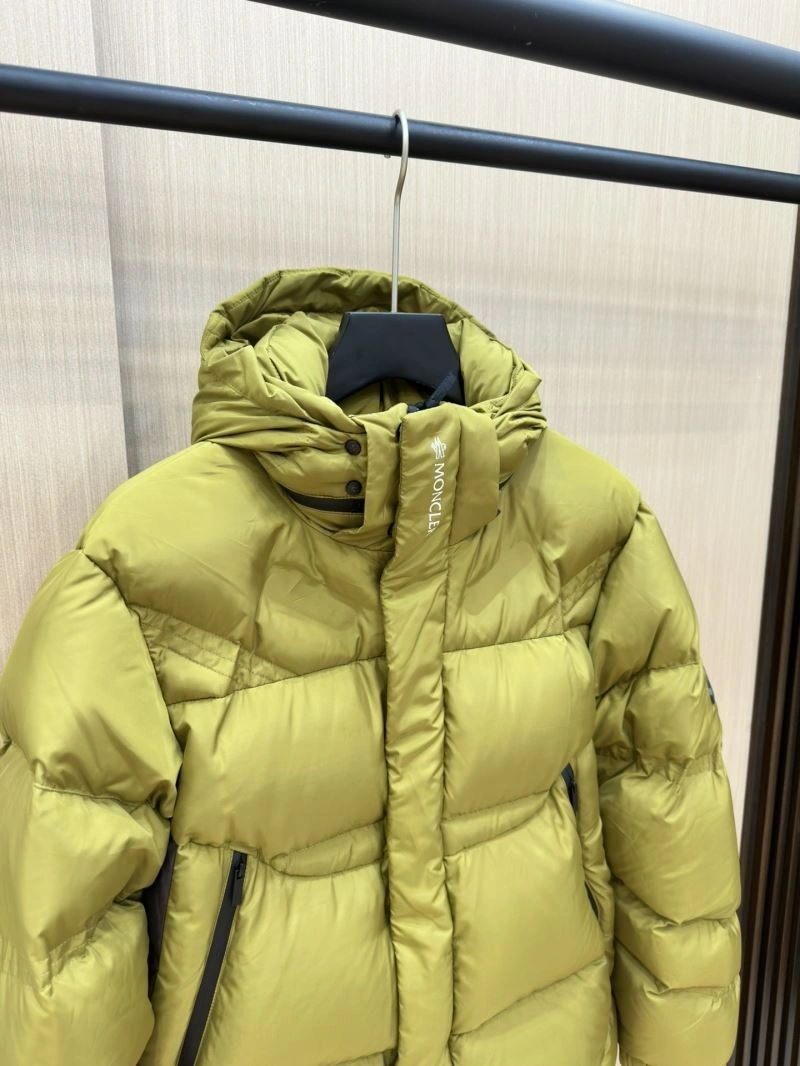 Moncler Down Jackets Elegant 144756
