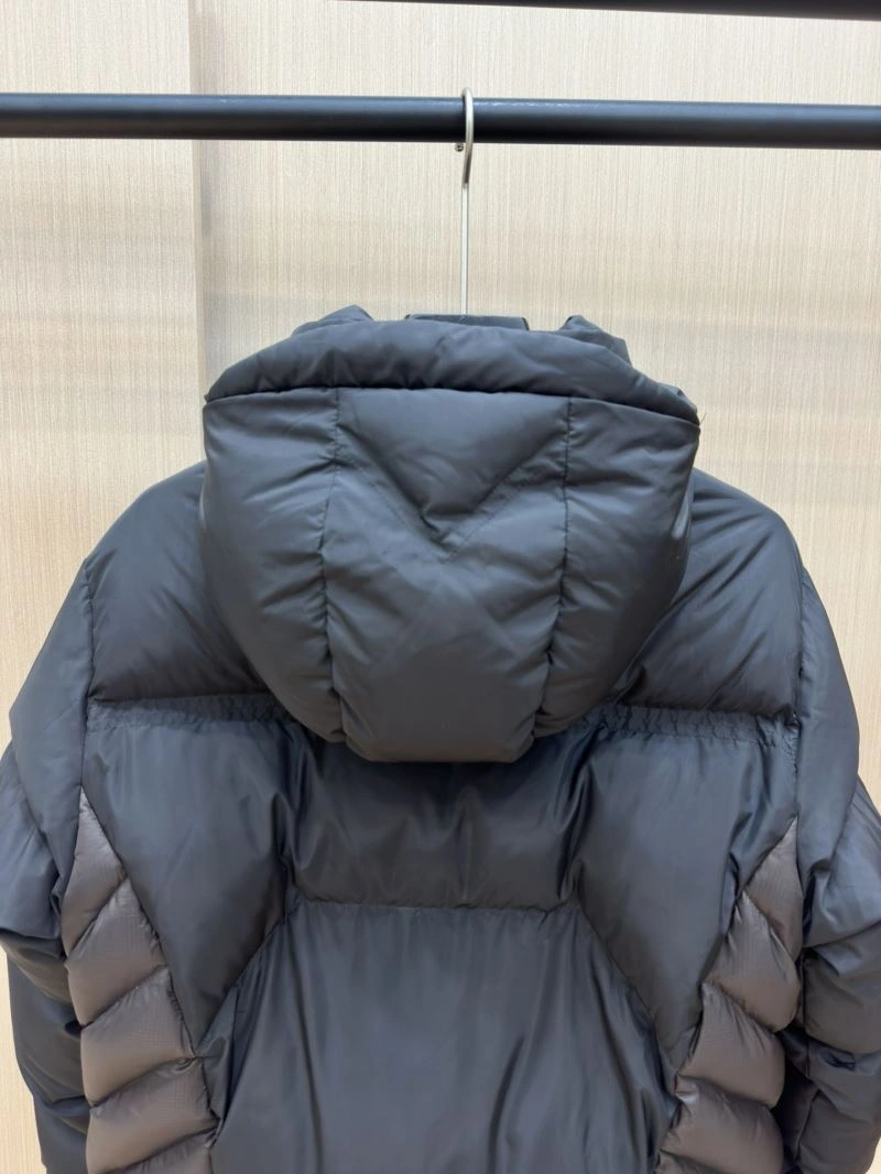 Moncler Down Jackets SunProtective 144755