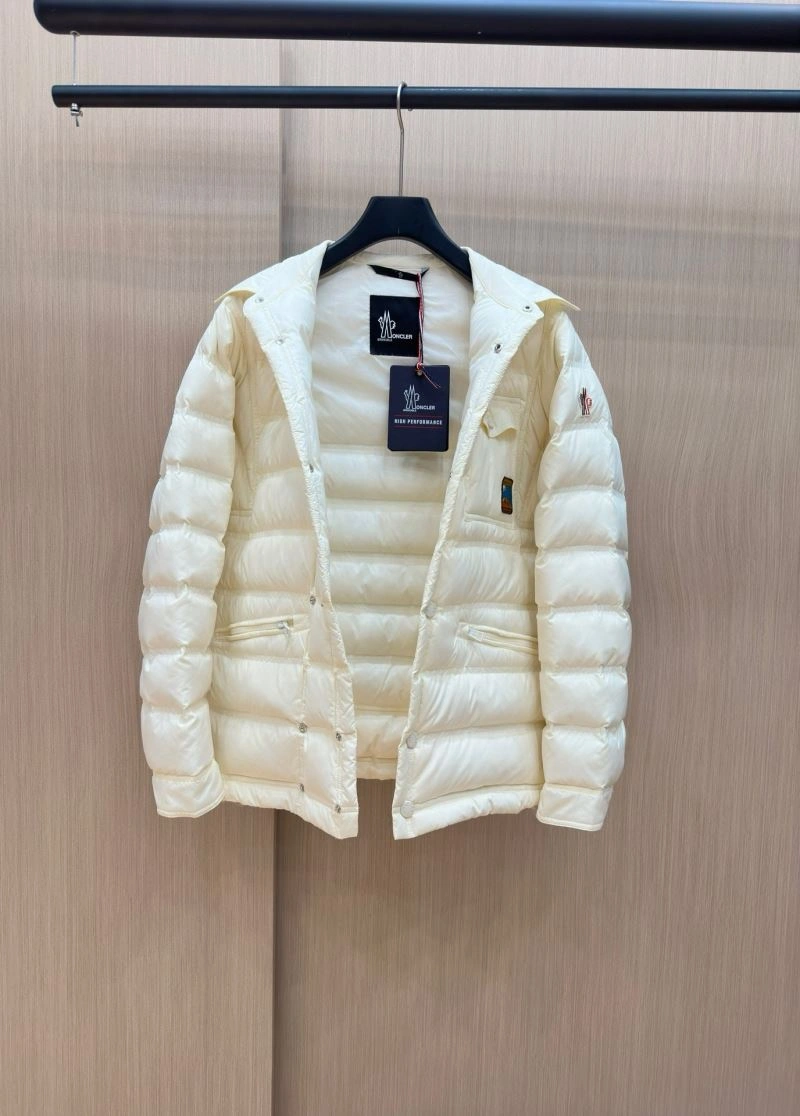 Moncler Down Jackets Sporty 144746