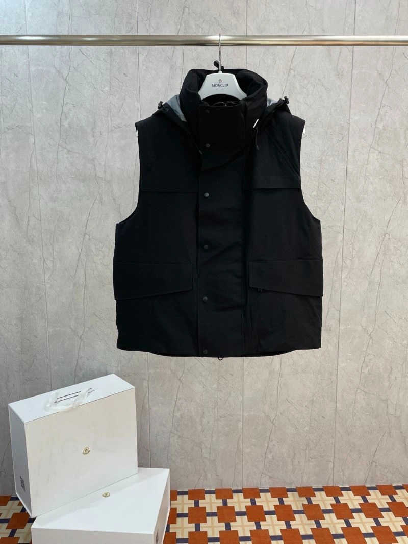 Moncler Down Jackets Flexible 144742
