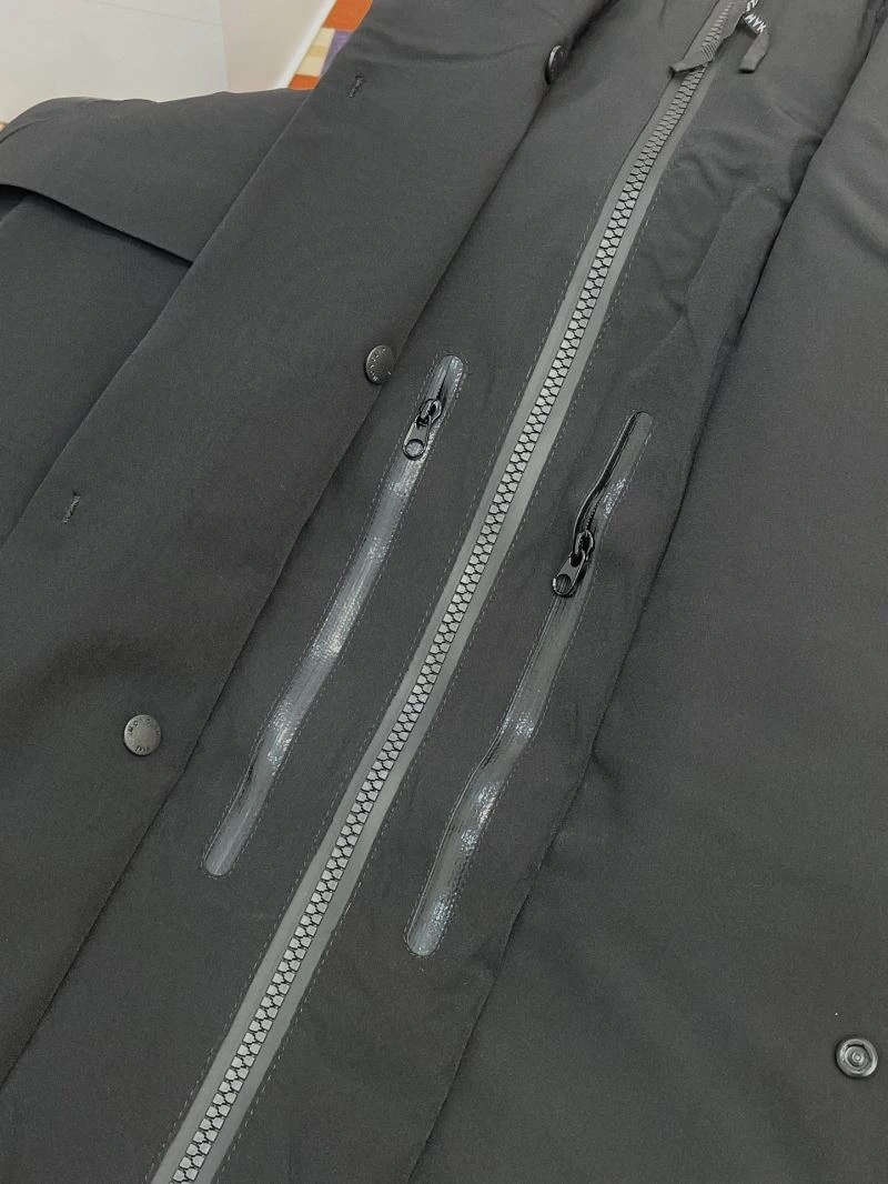 Moncler Down Jackets Flexible 144742