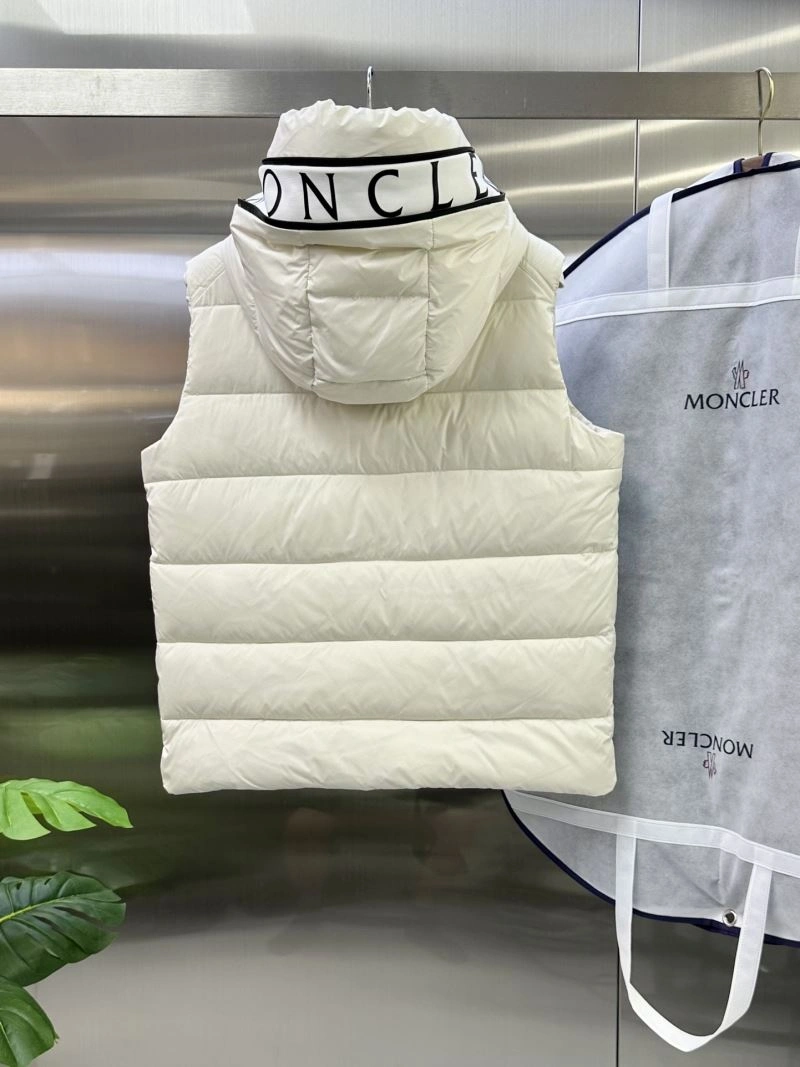 Moncler Down Jackets GoodFit 144741