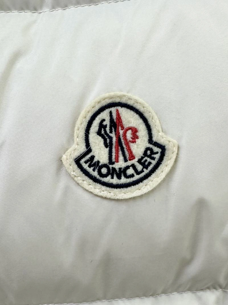 Moncler Down Jackets GoodFit 144741