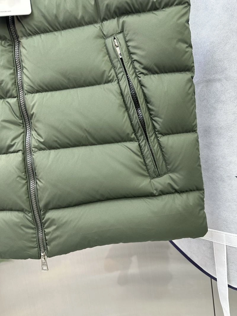 Moncler Down Jackets Soft 144727