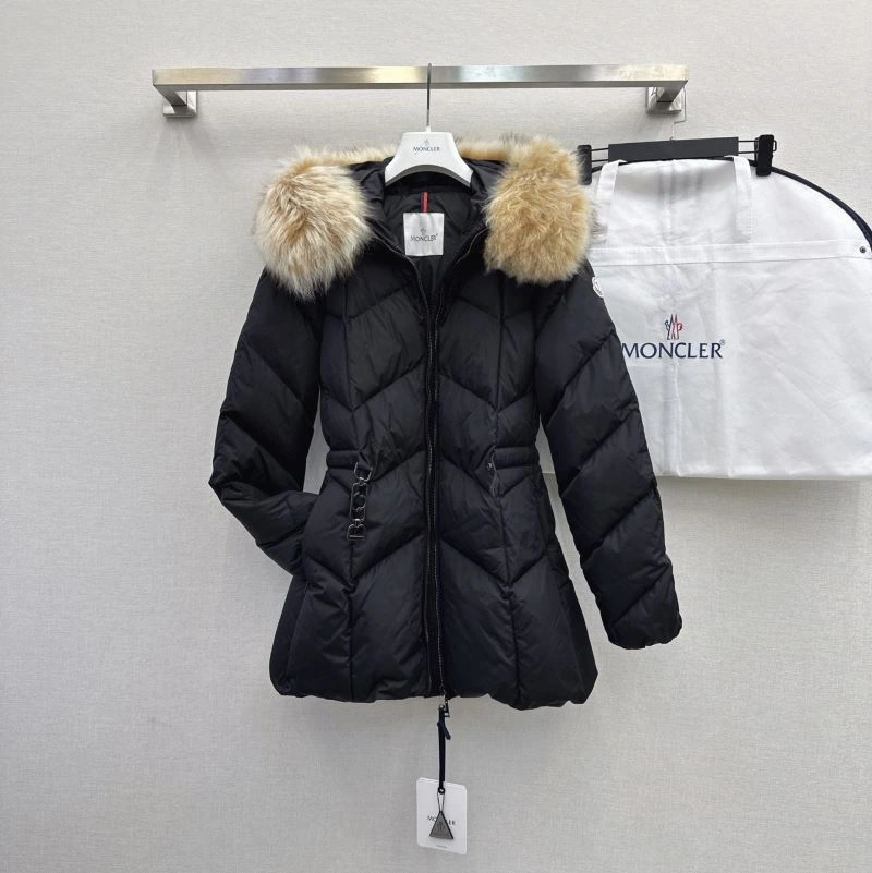Moncler Down Jackets SmoothTexture 144744