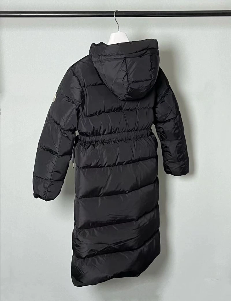 Moncler Down Jackets Chic 144730