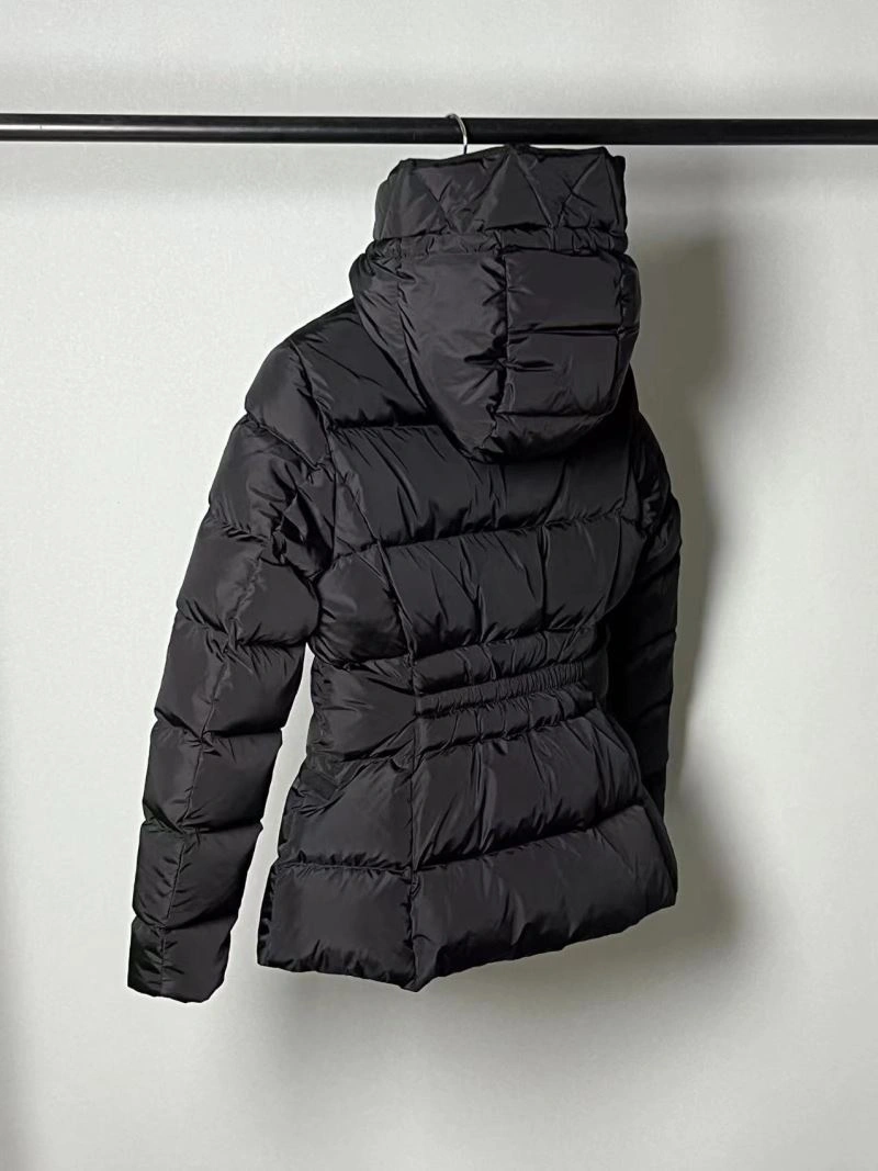 Moncler Down Jackets Popular 144720