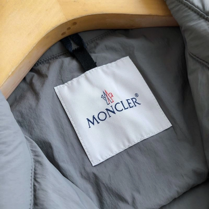 Moncler Down Jackets TimelessDesign 144722