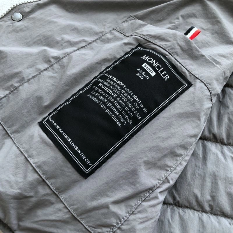 Moncler Down Jackets TimelessDesign 144722