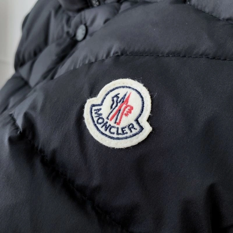 Moncler Down Jackets Popular 144717