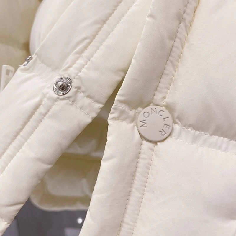 Bright Moncler Down Jackets 144718
