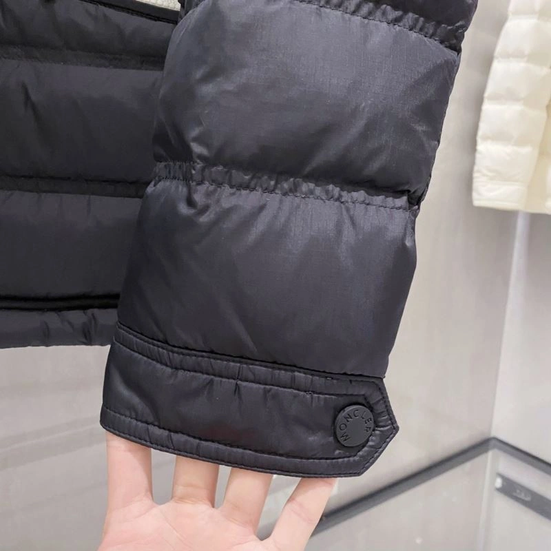 Moncler Down Jackets Compact 144715