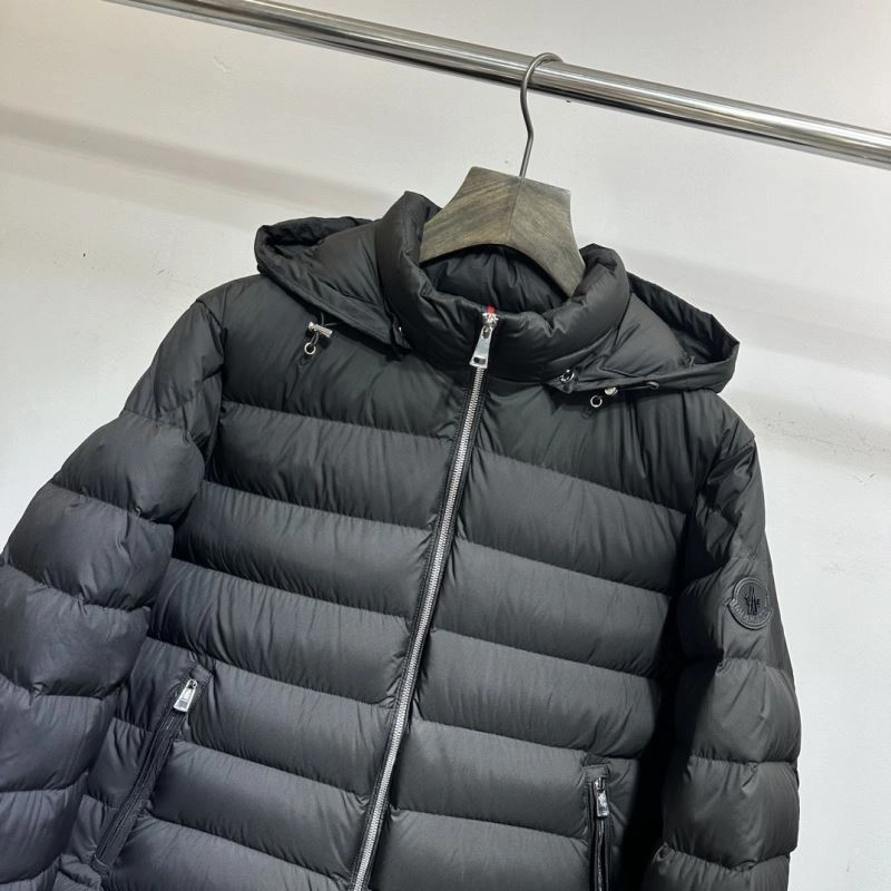 Moncler Down Jackets Elegant 144719