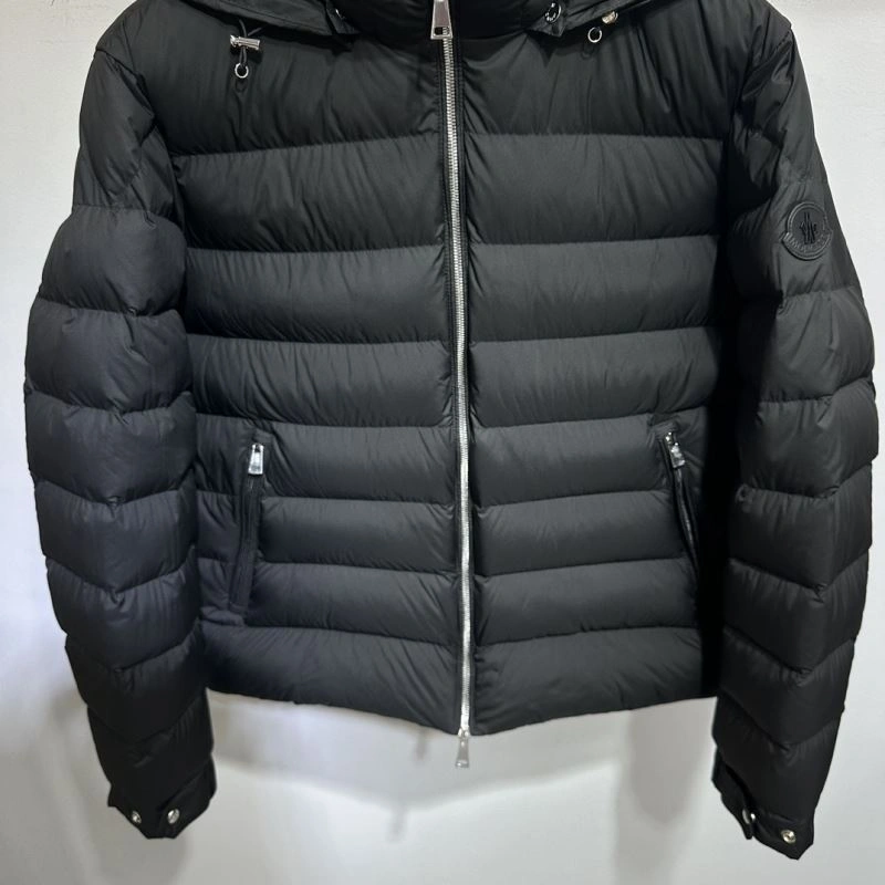 Moncler Down Jackets Elegant 144719