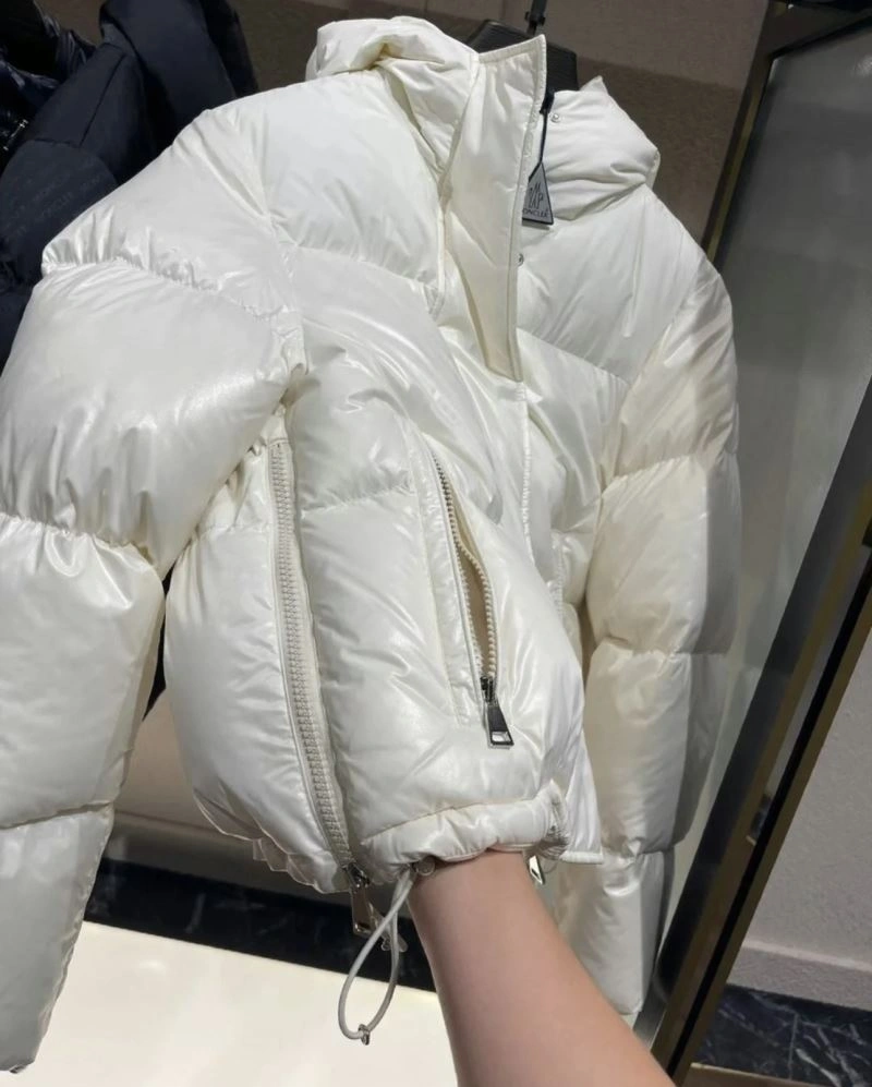 Moncler Down Jackets Popular 144712