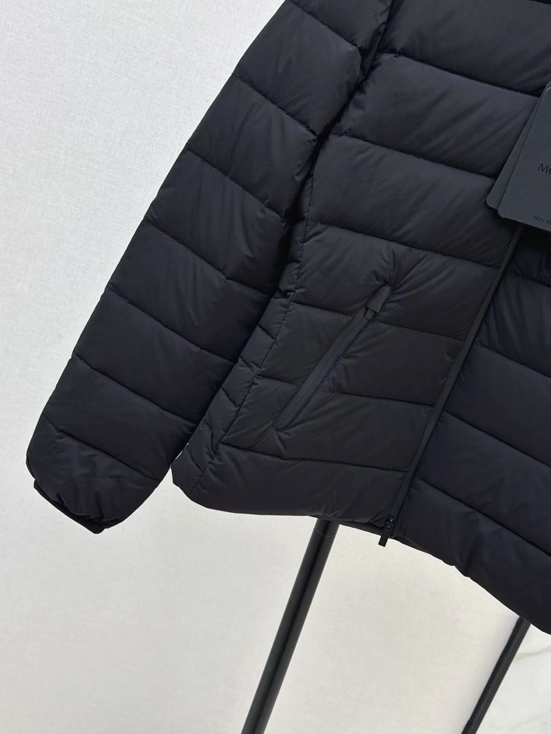 Moncler Down Jackets Attractive 144711