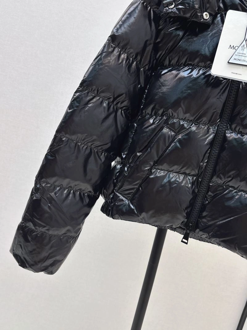 Trendsetting Moncler Down Jackets 144701