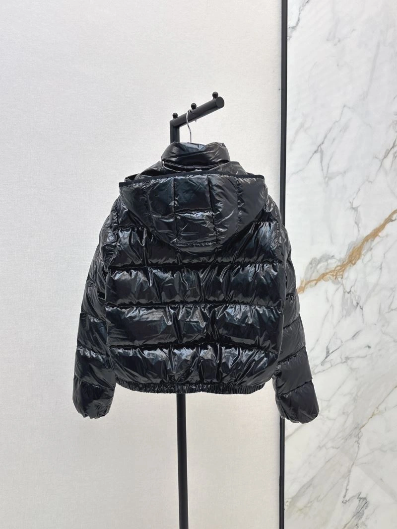 Trendsetting Moncler Down Jackets 144701