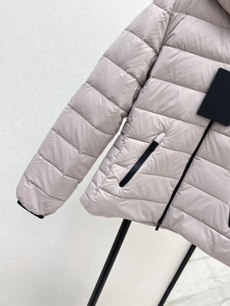 Premium Moncler Down Jackets 144697