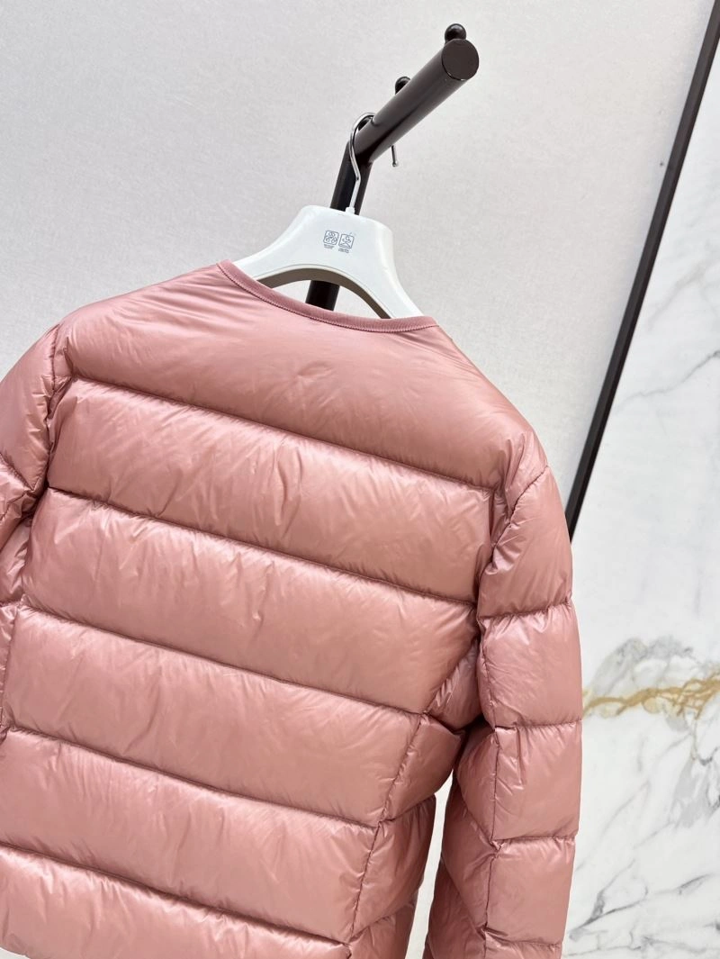 Moncler Down Jackets SmoothTexture 144693
