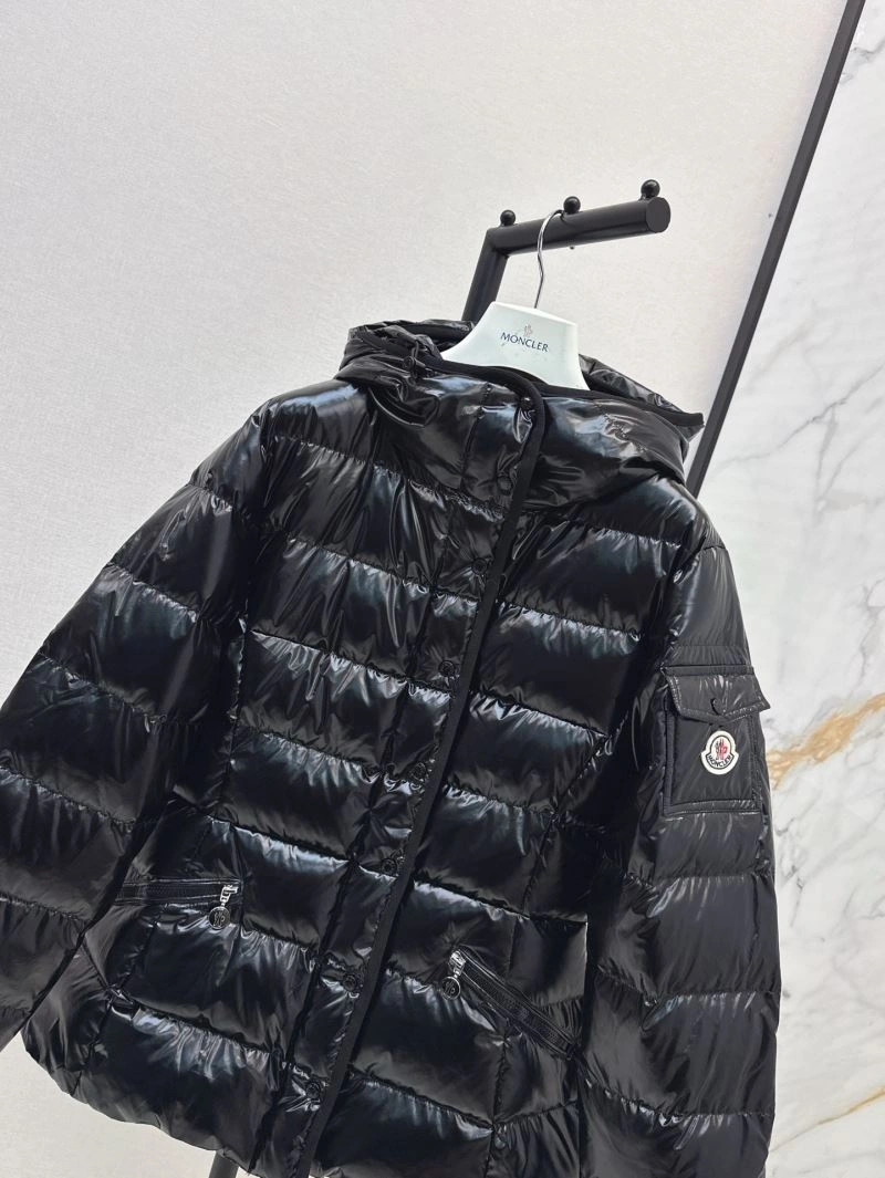 Moncler Down Jackets Seasonal 144700