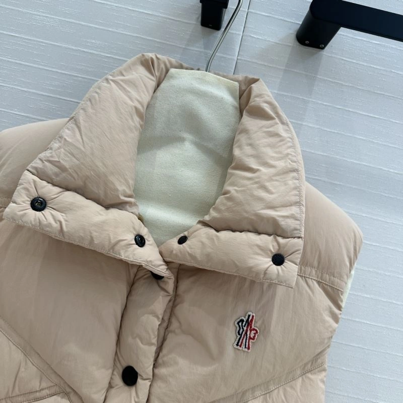 Casual Moncler Down Jackets 144681