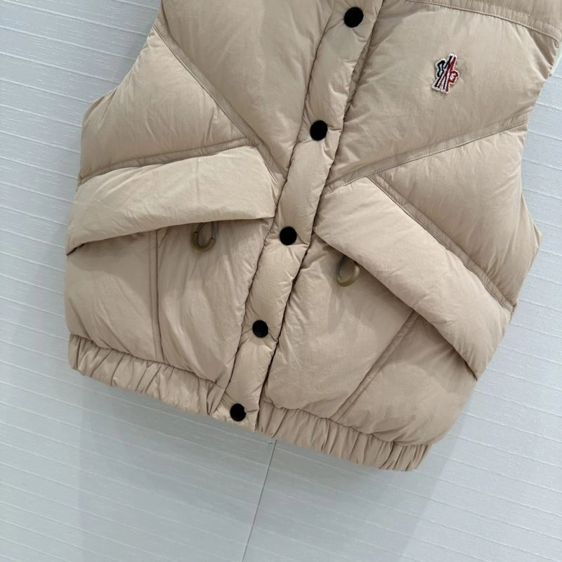 Casual Moncler Down Jackets 144681