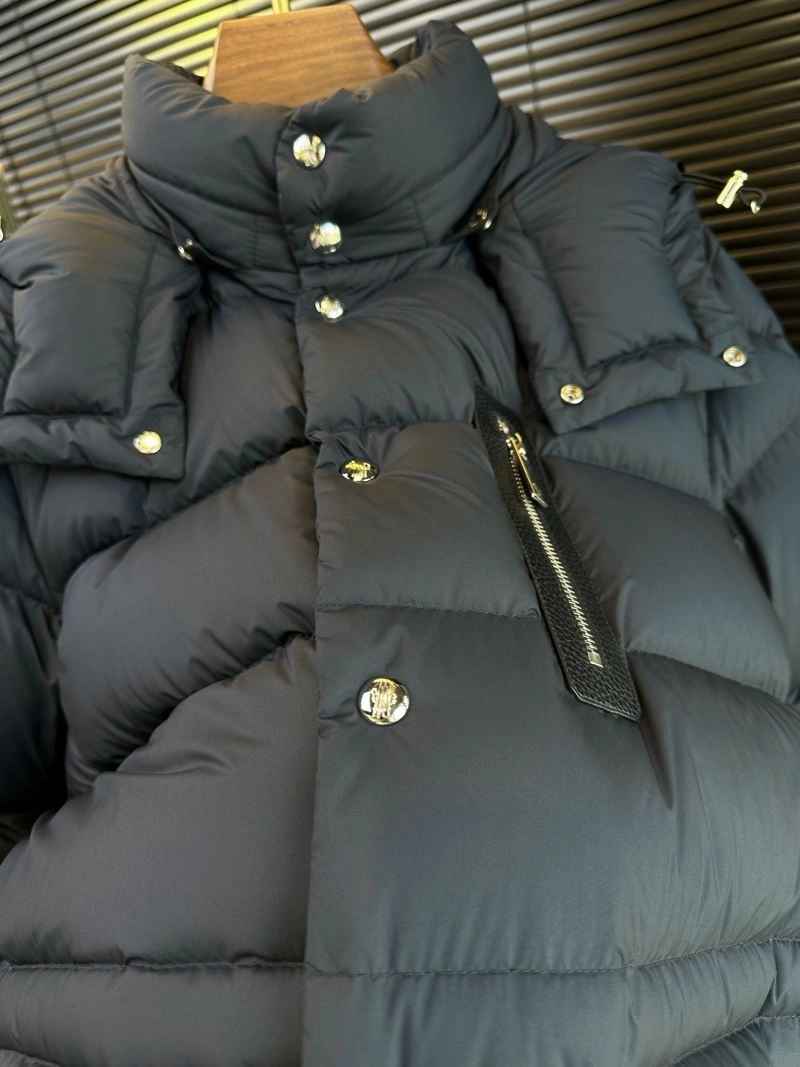 Moncler Down Jackets ZipUp 144685
