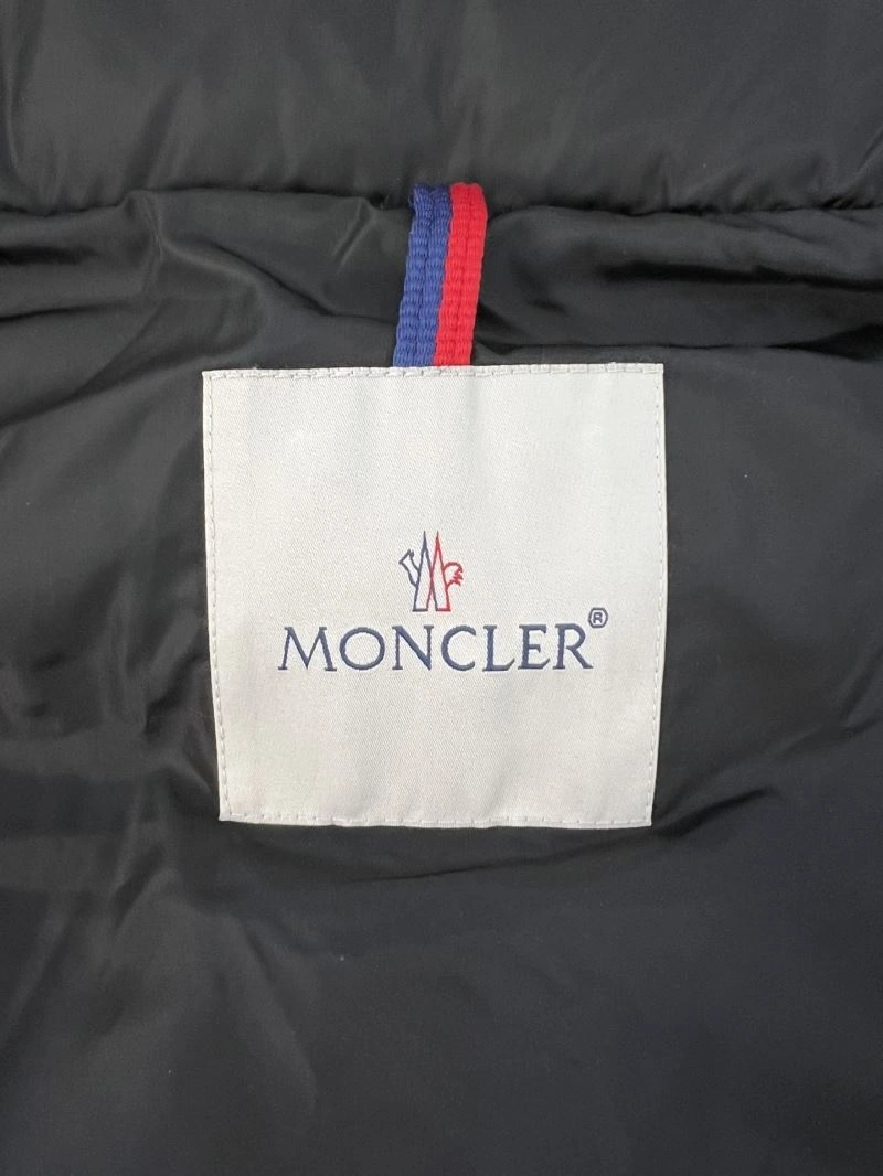 Lightweight Moncler Down Jackets 144683