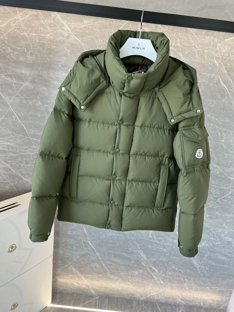 FashionForward Moncler Down Jackets 144679