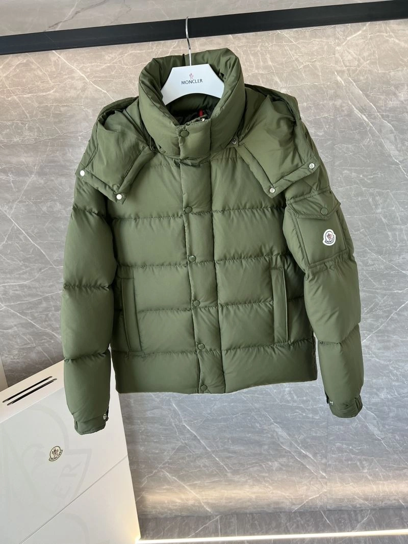 FashionForward Moncler Down Jackets 144679