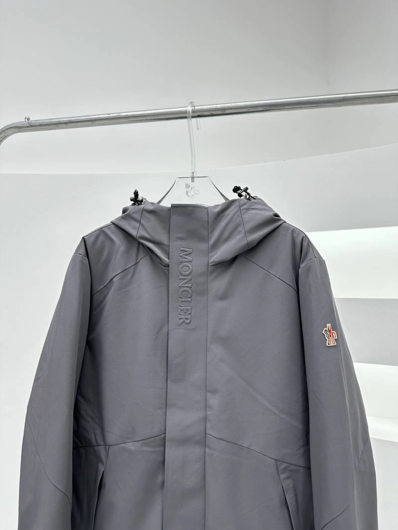 Moncler Down Jackets Breathable 144669