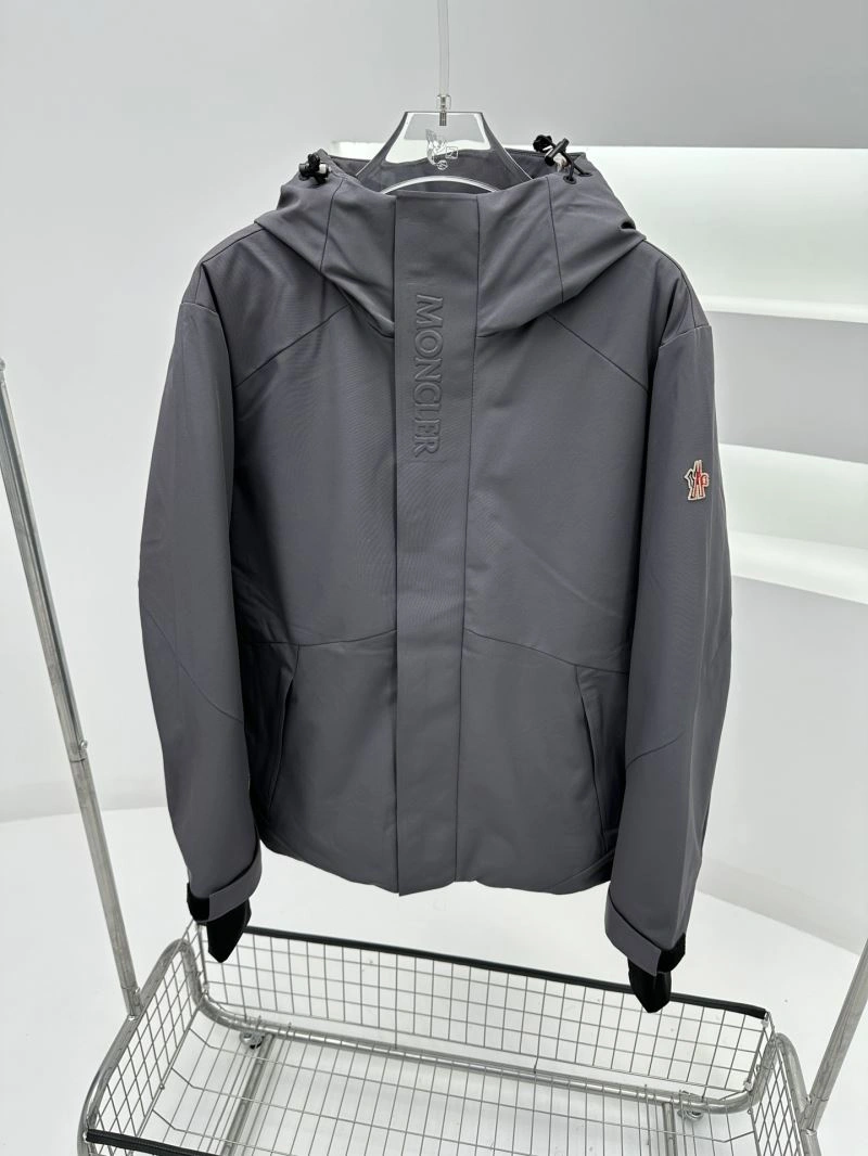 Moncler Down Jackets Breathable 144669