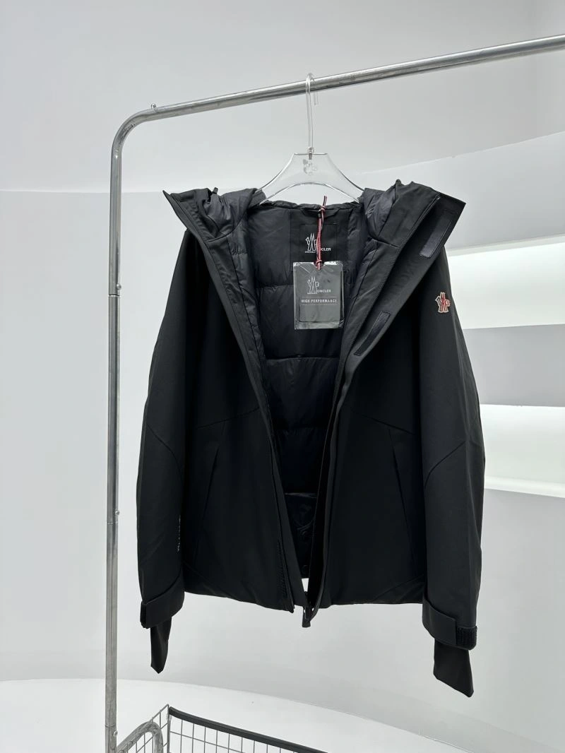 EasyMatch Moncler Down Jackets 144674