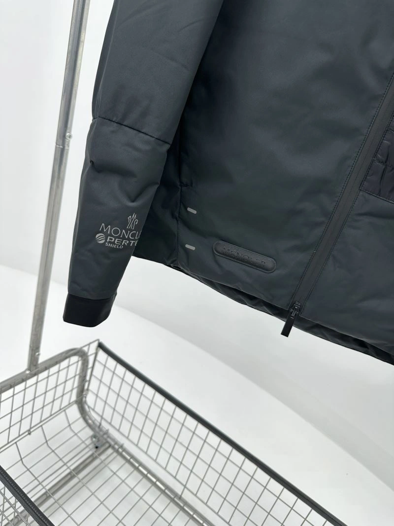 Moncler Down Jackets GoodFit 144670