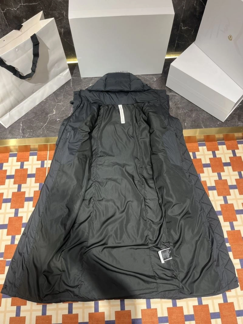 MultiPurpose Moncler Down Jackets 144666