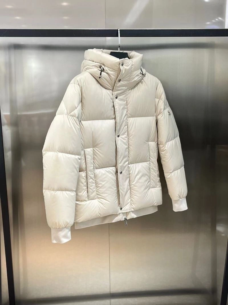 ComfortFit Moncler Down Jackets 144650