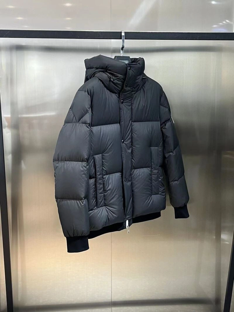 Moncler Down Jackets Soft 144662