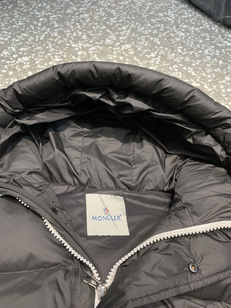 Moncler Down Jackets Soft 144662