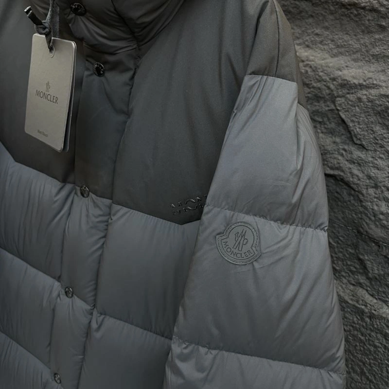Bold Moncler Down Jackets 144660